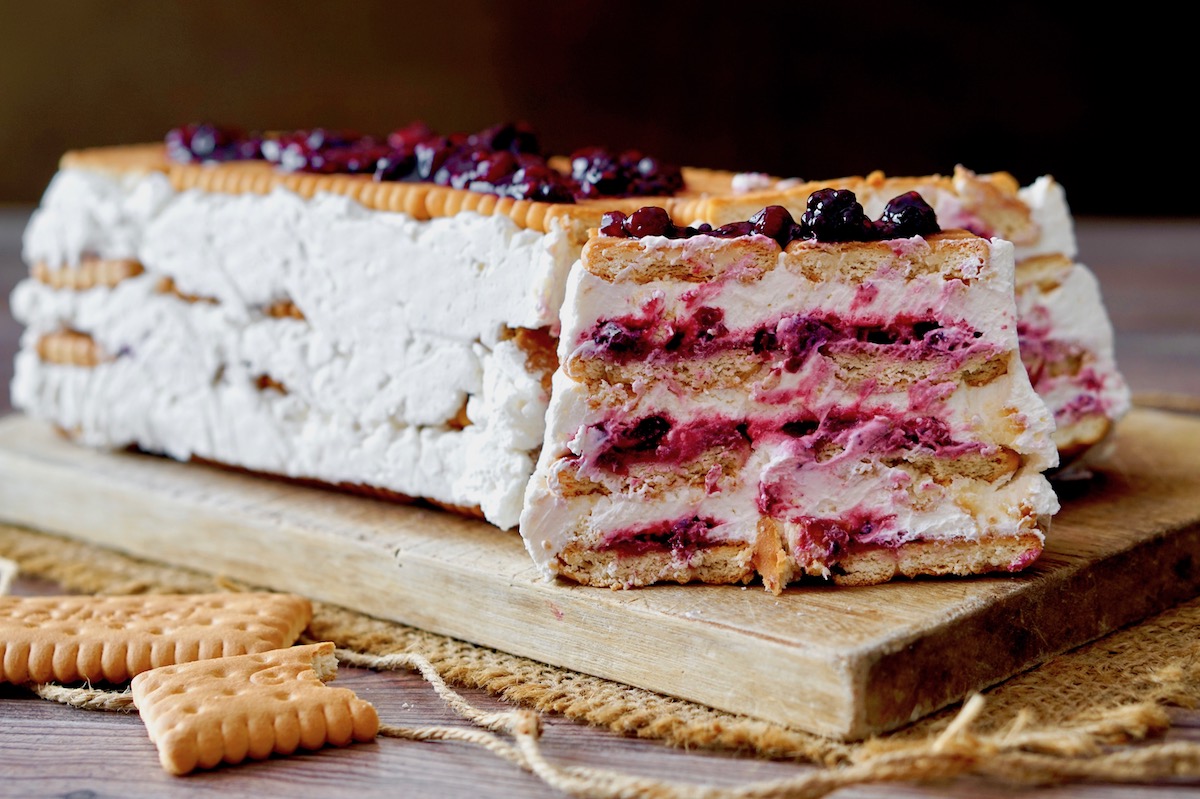 Semifreddo al limone e frutti di bosco