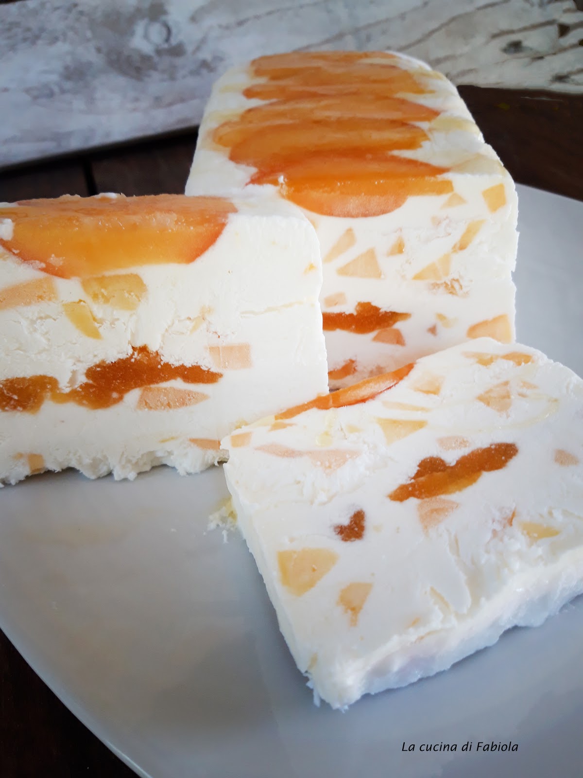 Semifreddo alle pesche