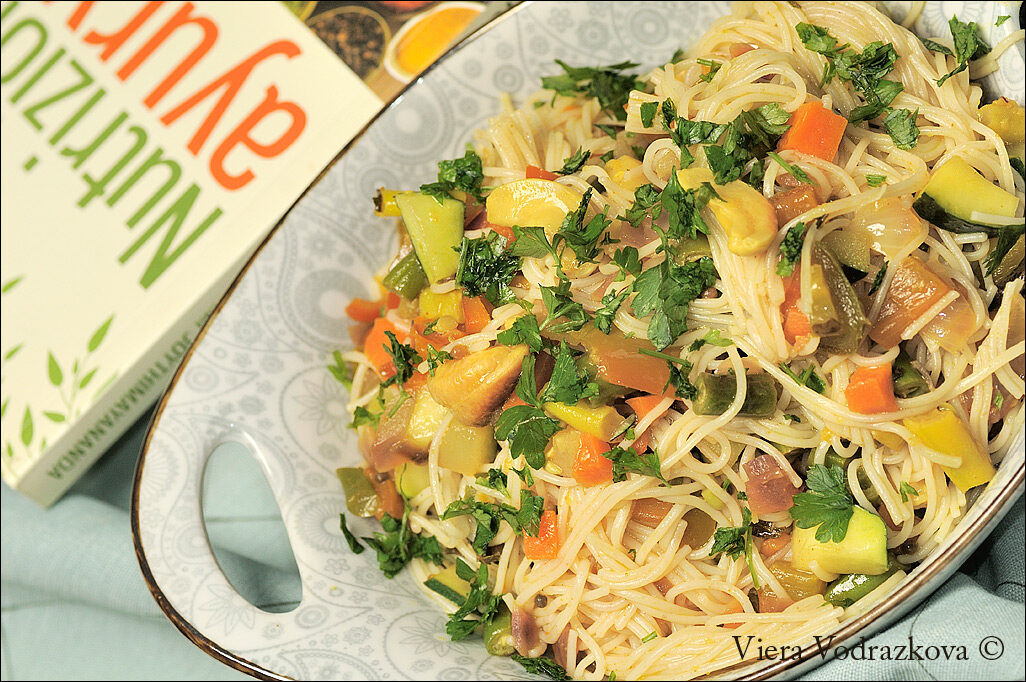 Semiya upma vermicelli dell’india meridionale