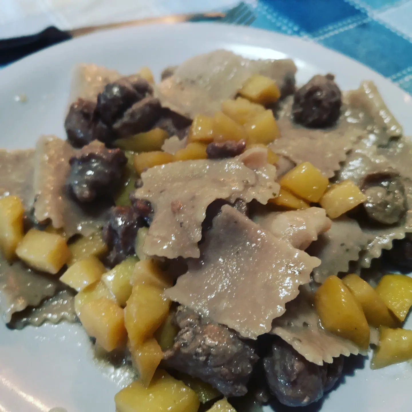 Sempre ciuc mai malavi..