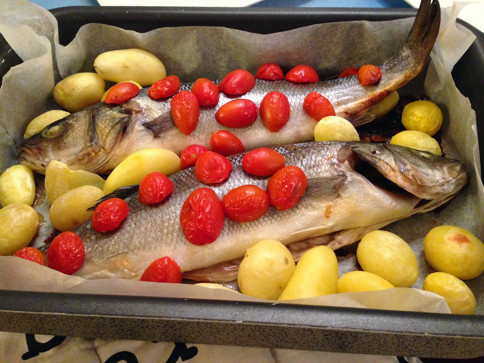 Senza Bimby, Branzini al forno con Pomodorini e Patate