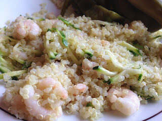 Senza bimby, quinoa bianca con zucchine e gamberetti