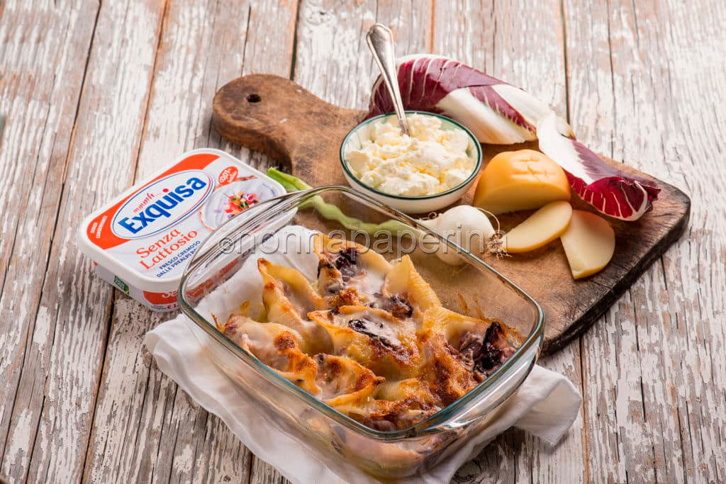 Senza lattosio: conchiglioni con radicchio e formaggio