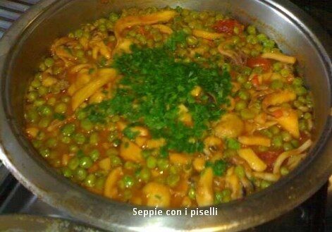 Seppie con i piselli