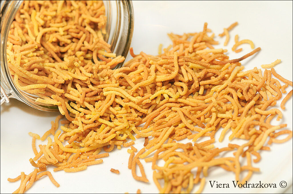 Sev snack indiano ricetta base senza glutine
