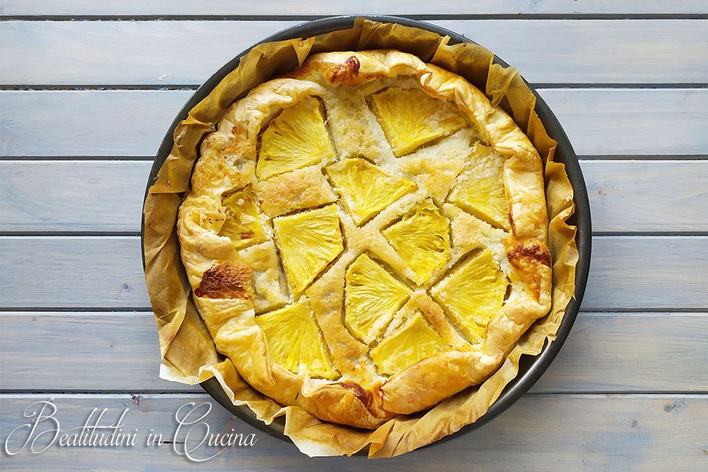 Sfoglia con frangipane al cocco e ananas
