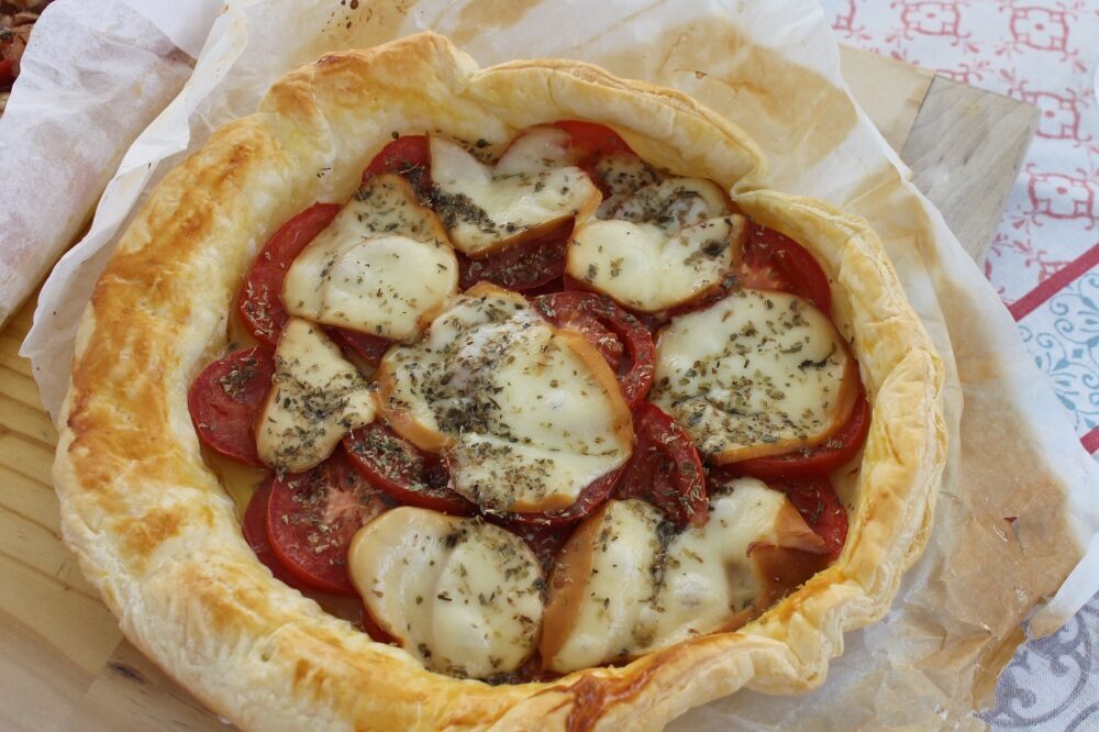 Sfoglia provola e pomodori