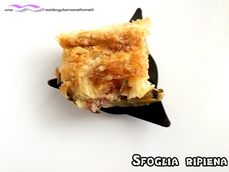 Sfoglia ripiena con prosciutto, scarola e fontina