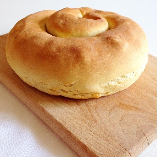 Sfogliata con mortadella e scamorza