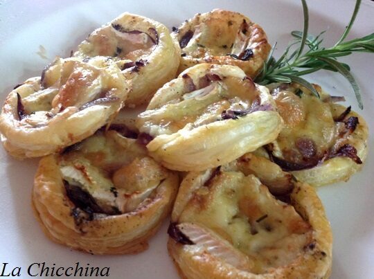 Sfogliatine cipolle e Brie