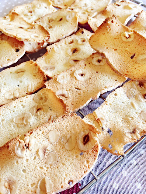 Sfoglie alle nocciole