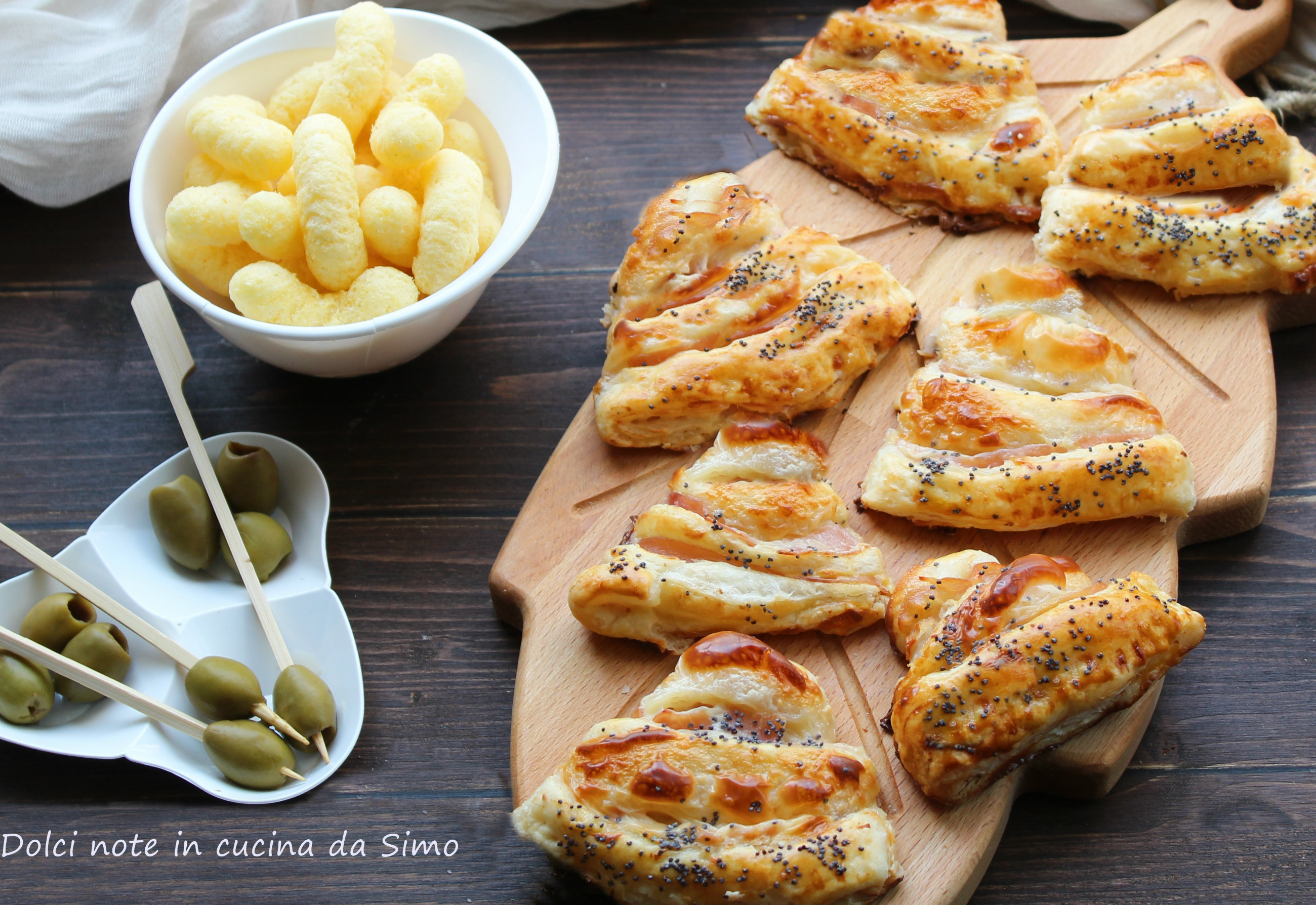 Sfogliette salate prosciutto e formaggio