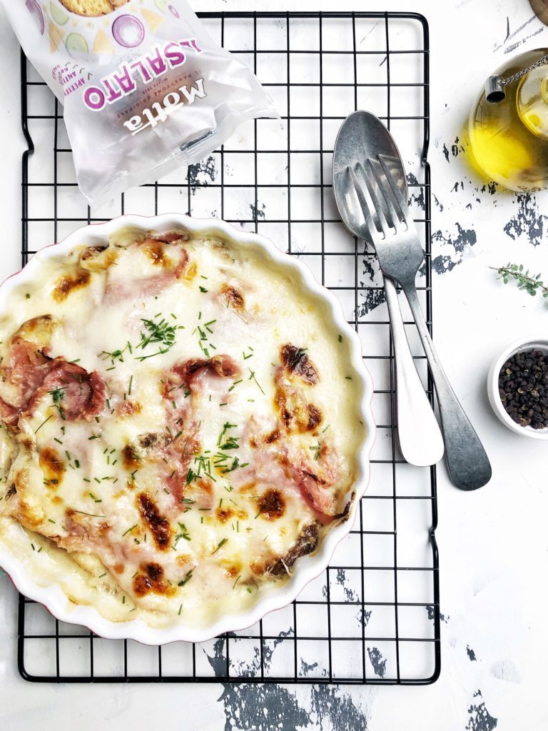 Sformatino al panettone con prosciutto e formaggio
