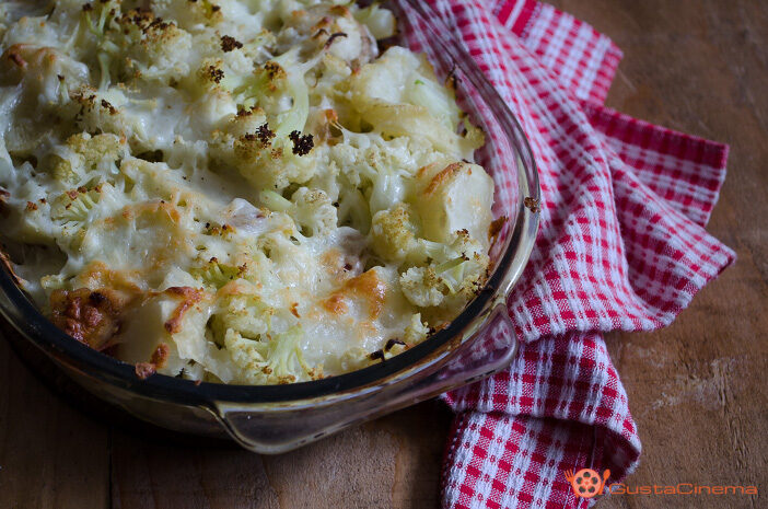 Sformato di cavolfiori e patate con scamorza e pancetta