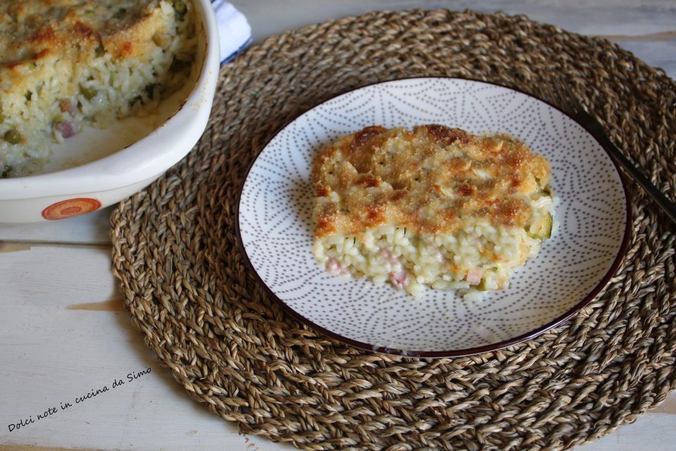 Sformato di riso con pancetta piselli e zucchine