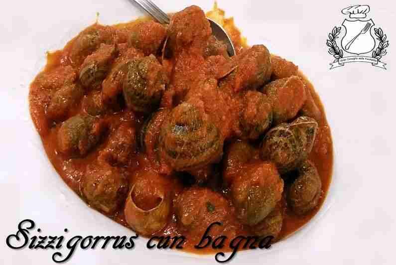 Sizzigorrus cun bagna (lumache al sugo)