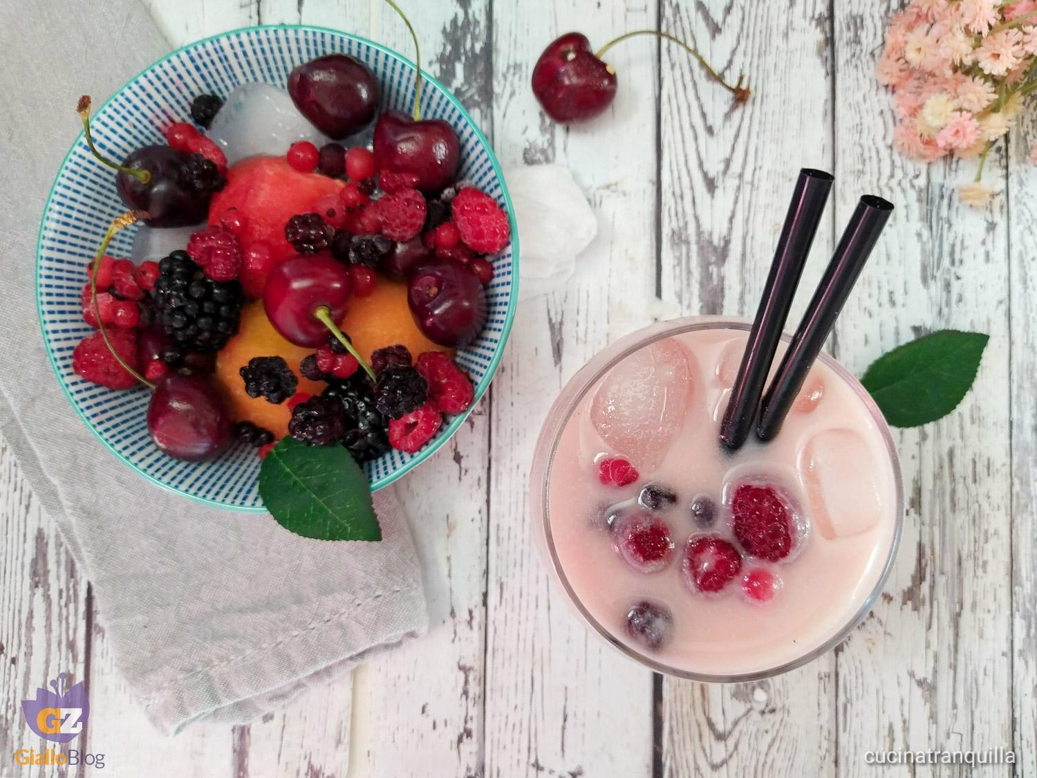 Smoothie alla frutta di stagione