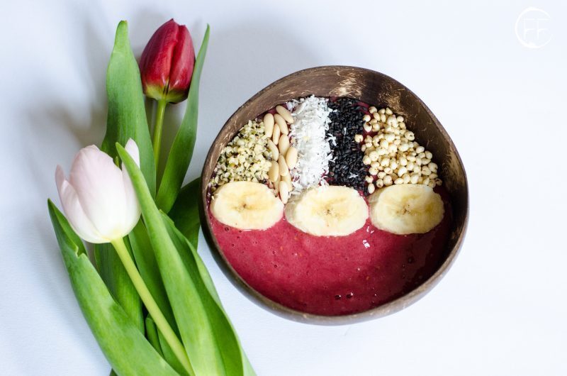 Smoothie bowl ai lamponi