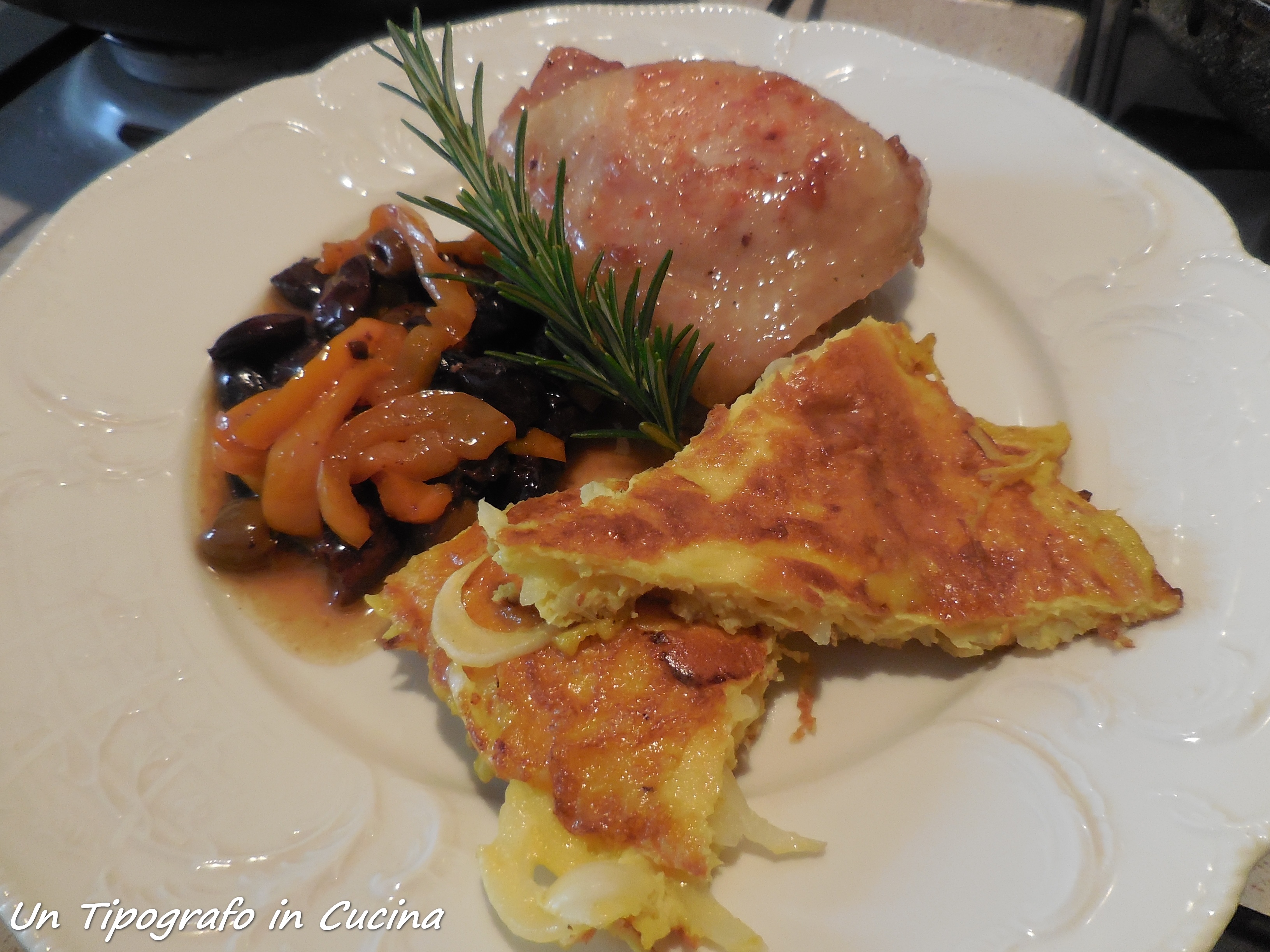 Sovracosce di pollo ai peperoni, olive taggiasche e frittata di cipolla bianca…