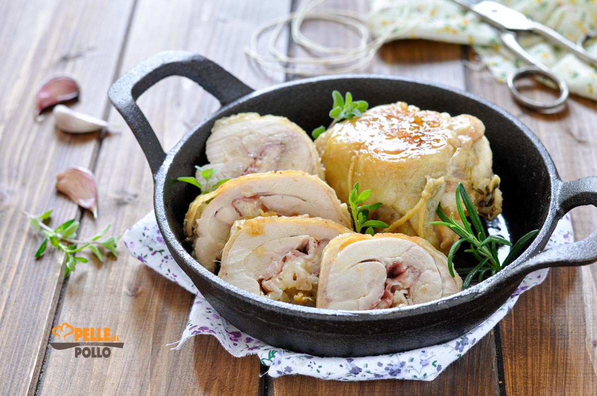 Sovracosce di pollo ripiene con pancetta e provola