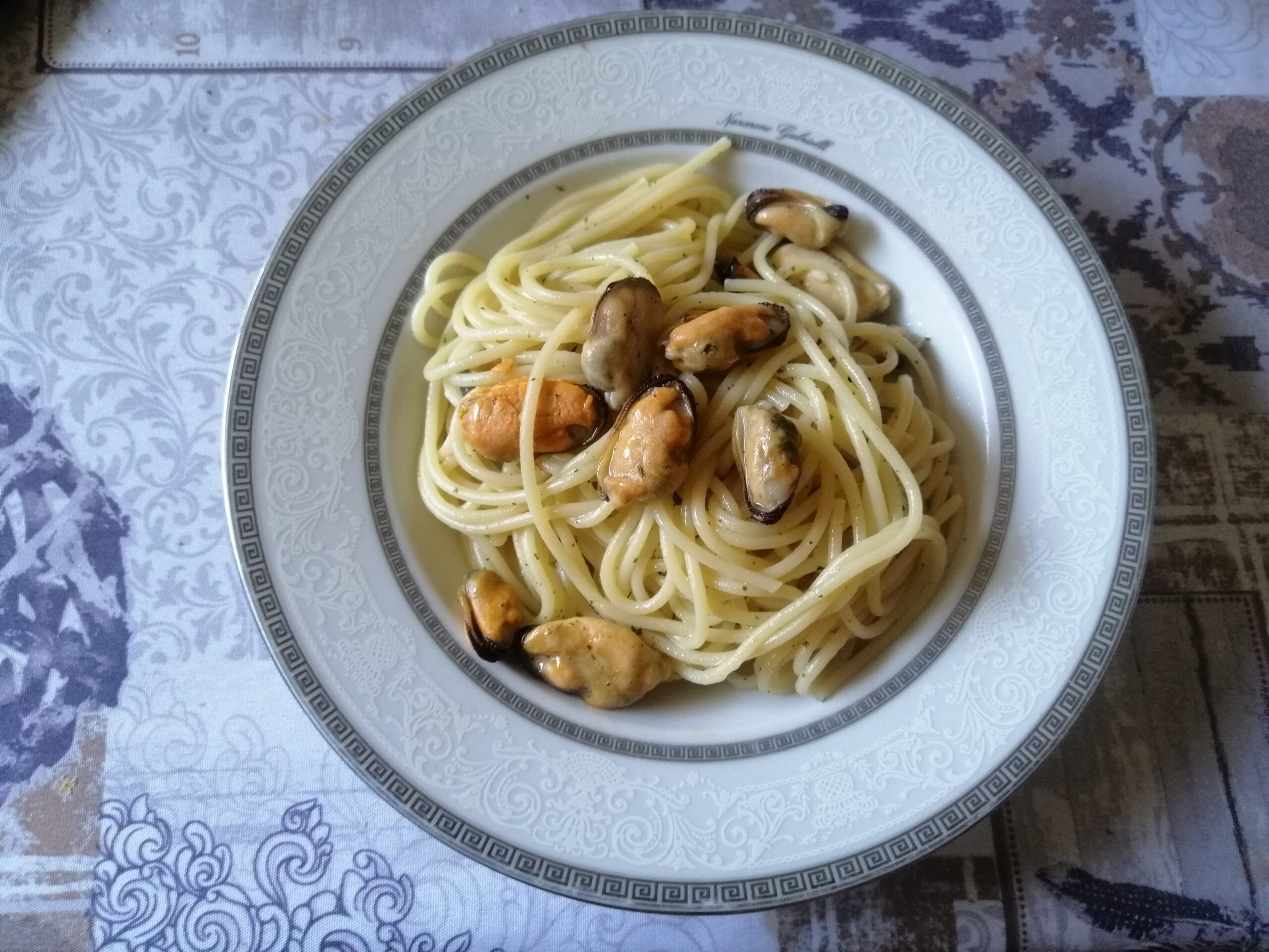Spaghetti A. O. P. e cozze