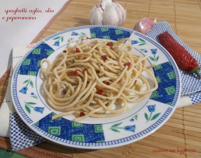 Spaghetti aglio, olio e peperoncino