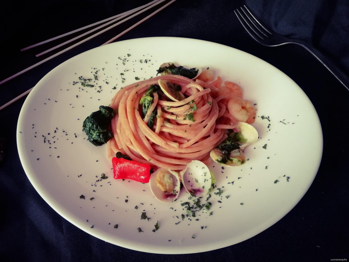 Spaghetti al farro con  vongole e friarielli