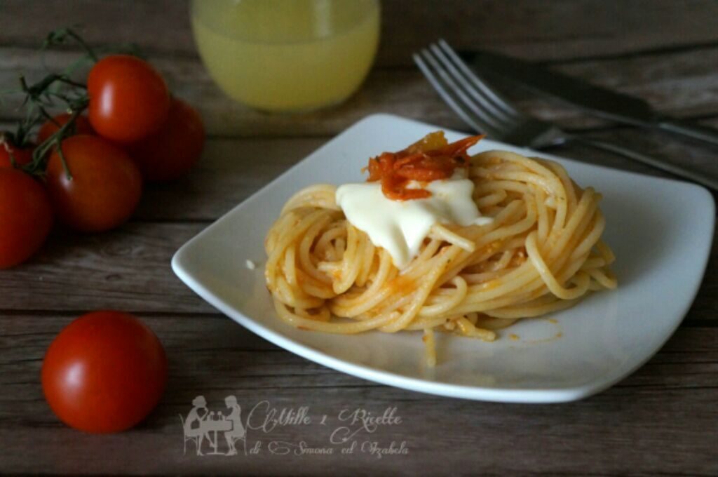 Spaghetti al pomodorino nella crema di sottiletta