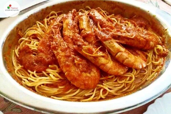 Spaghetti al sugo di gamberi