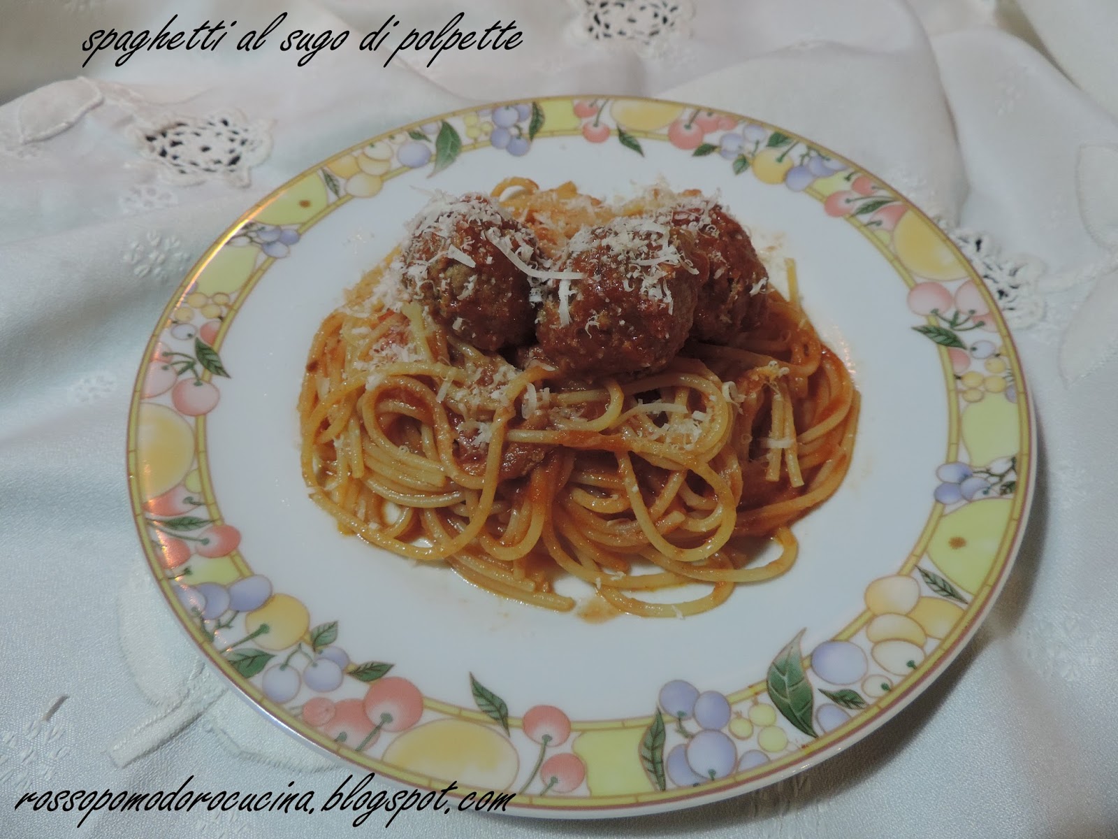 Spaghetti al sugo di polpette