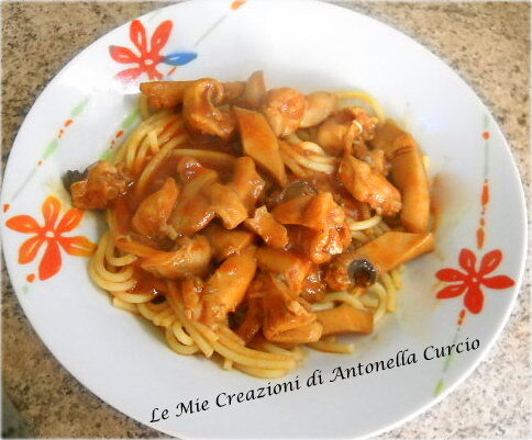 SPAGHETTI AL SUGO DI SEPPIA