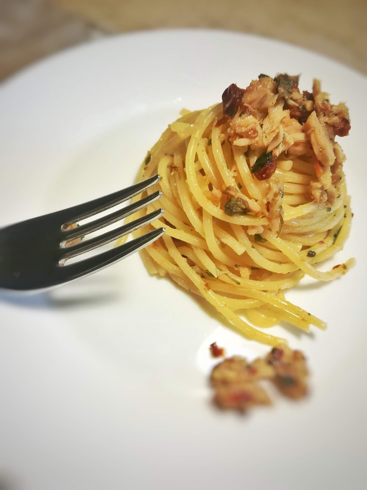 Spaghetti al tonno e pomodori secchi e i chiappareddi