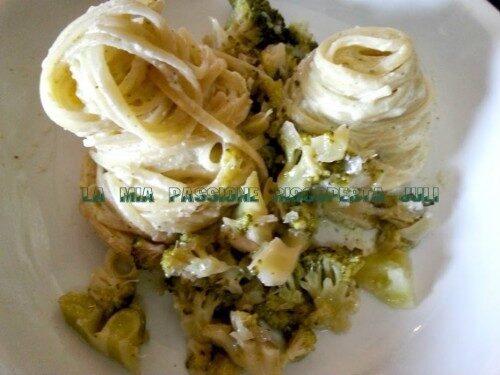 Spaghetti alla chitarra con crema di cavolfiore.