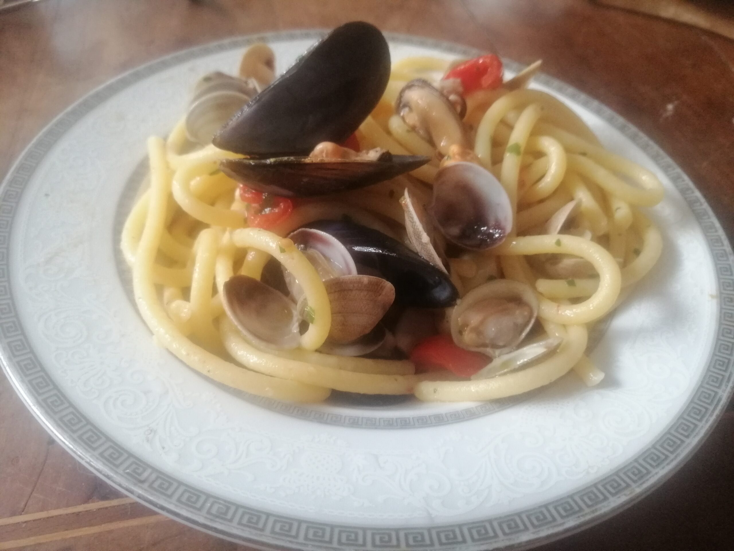 Spaghetti alle cozze e vongole