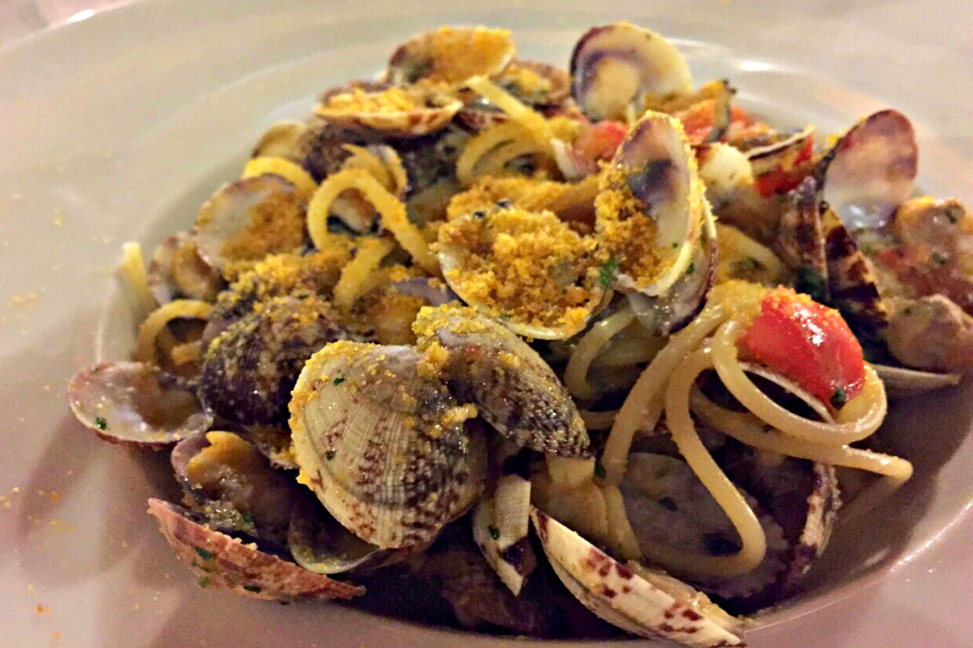 Spaghetti alle vongole e bottarga