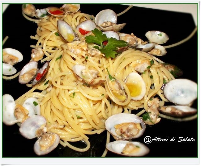 Spaghetti alle vongole in bianco