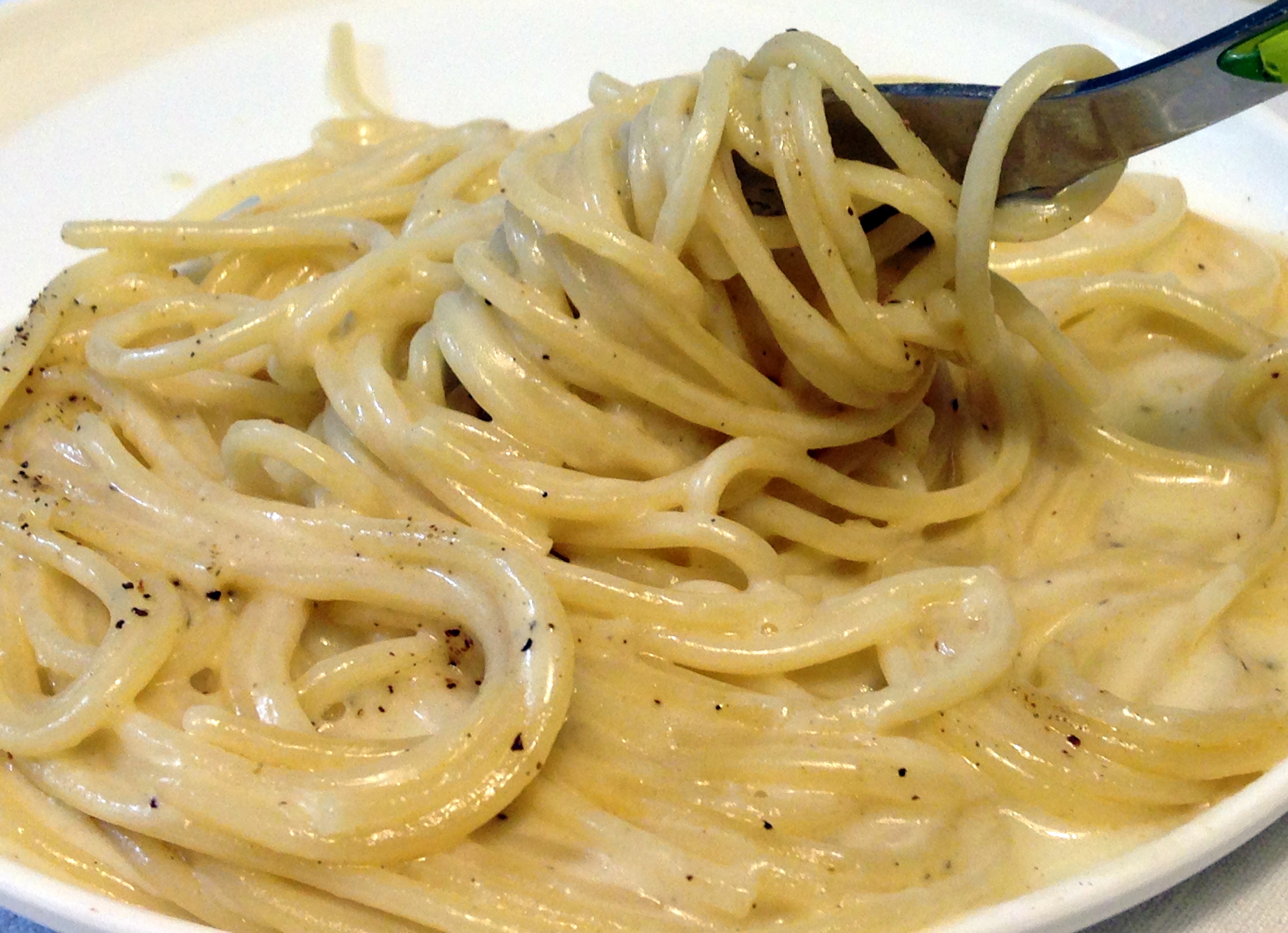 Spaghetti cacio e pepe