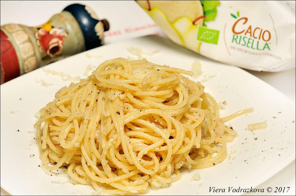 Spaghetti cacio(risella) e pepe