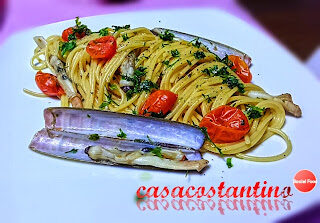 Spaghetti cannolicchi di mare e datterino
