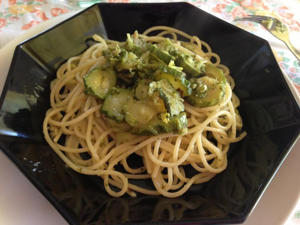 Spaghetti con broccoli e zucchine