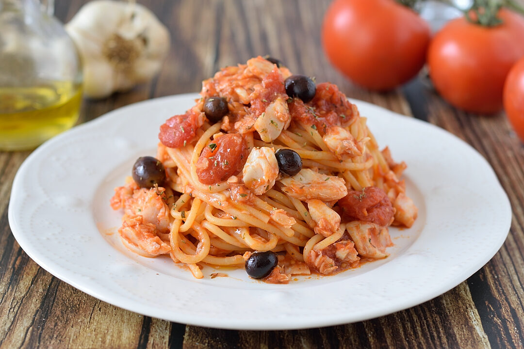 Spaghetti con pomodorini e merluzzo