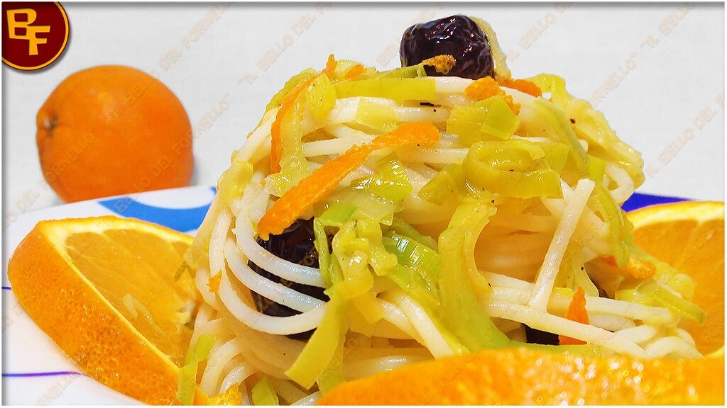 Spaghetti con porro arancia e olive nere