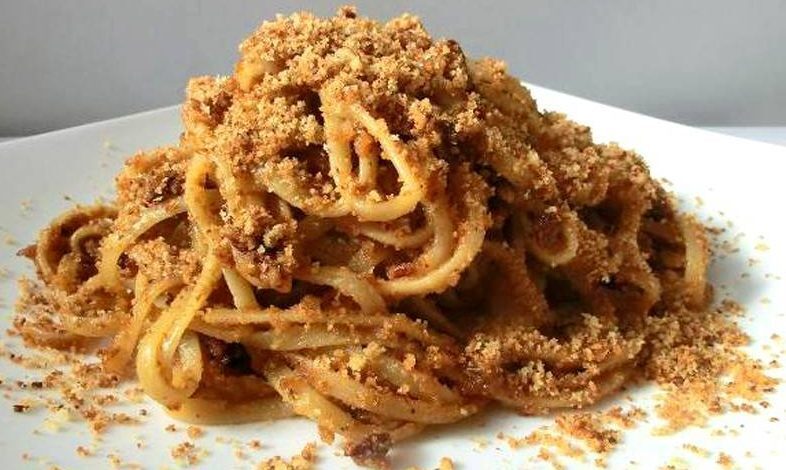 Spaghetti con taralli napoletani
