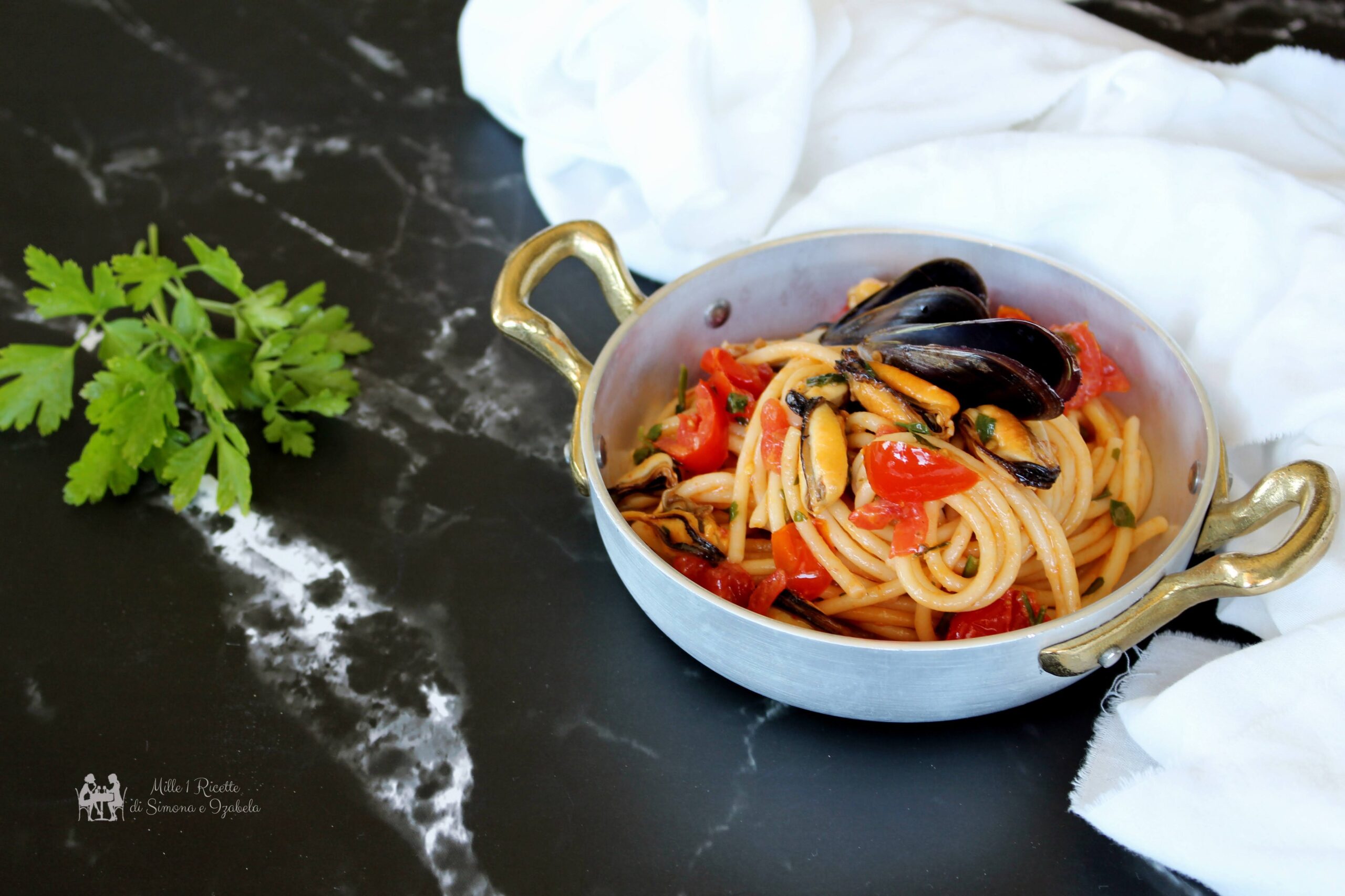 Spaghetti cozze e datterino