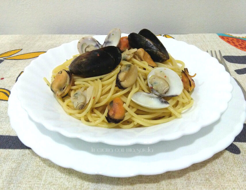 Spaghetti cozze e vongole ricetta tradizionale