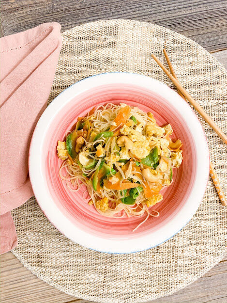 Spaghetti di riso alle verdure