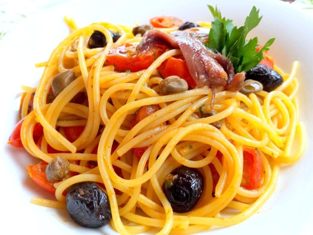 Spaghetti di san giovanni con acciughe!