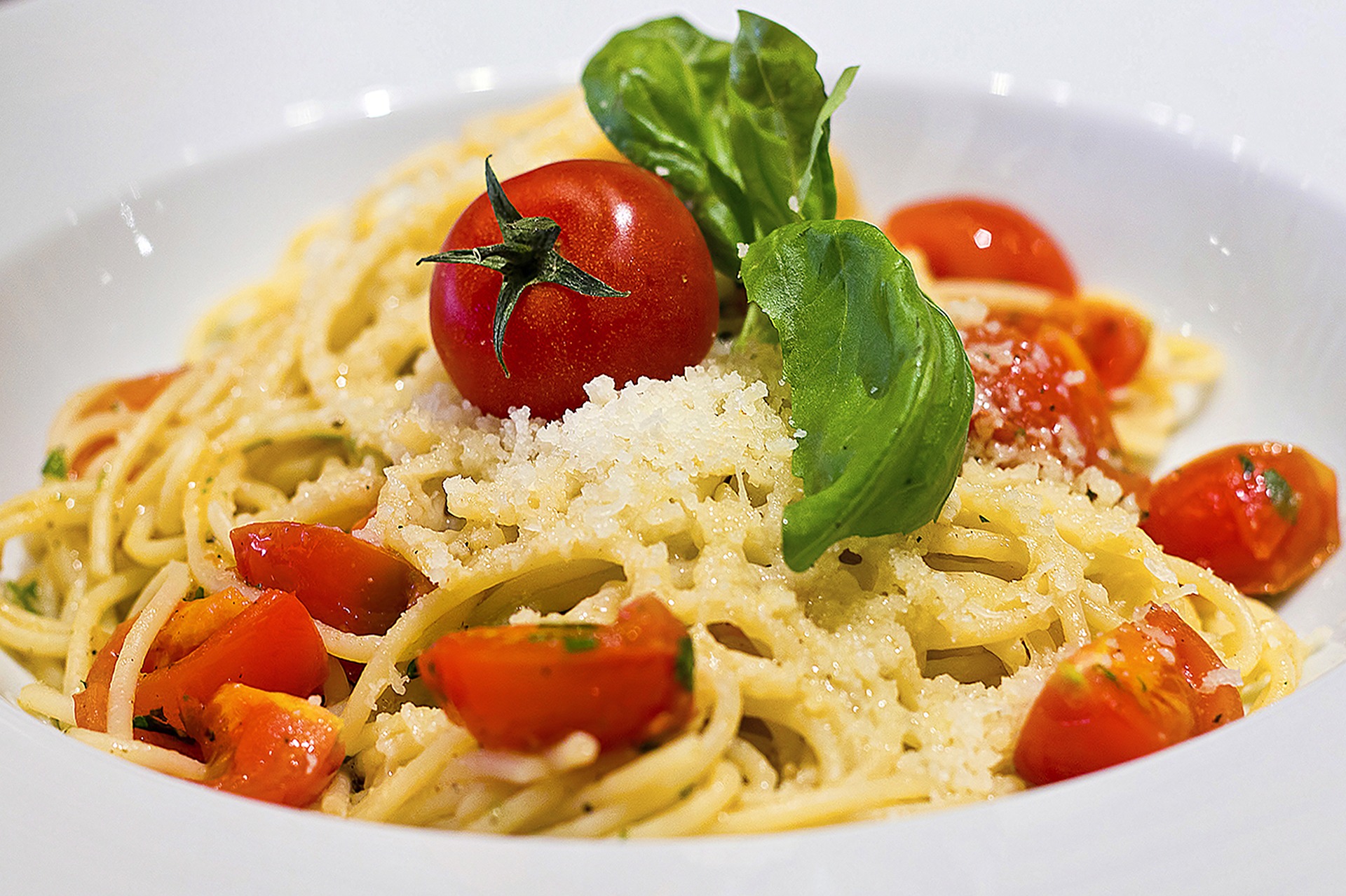 Spaghetti estivi : ricetta veloce per pranzo