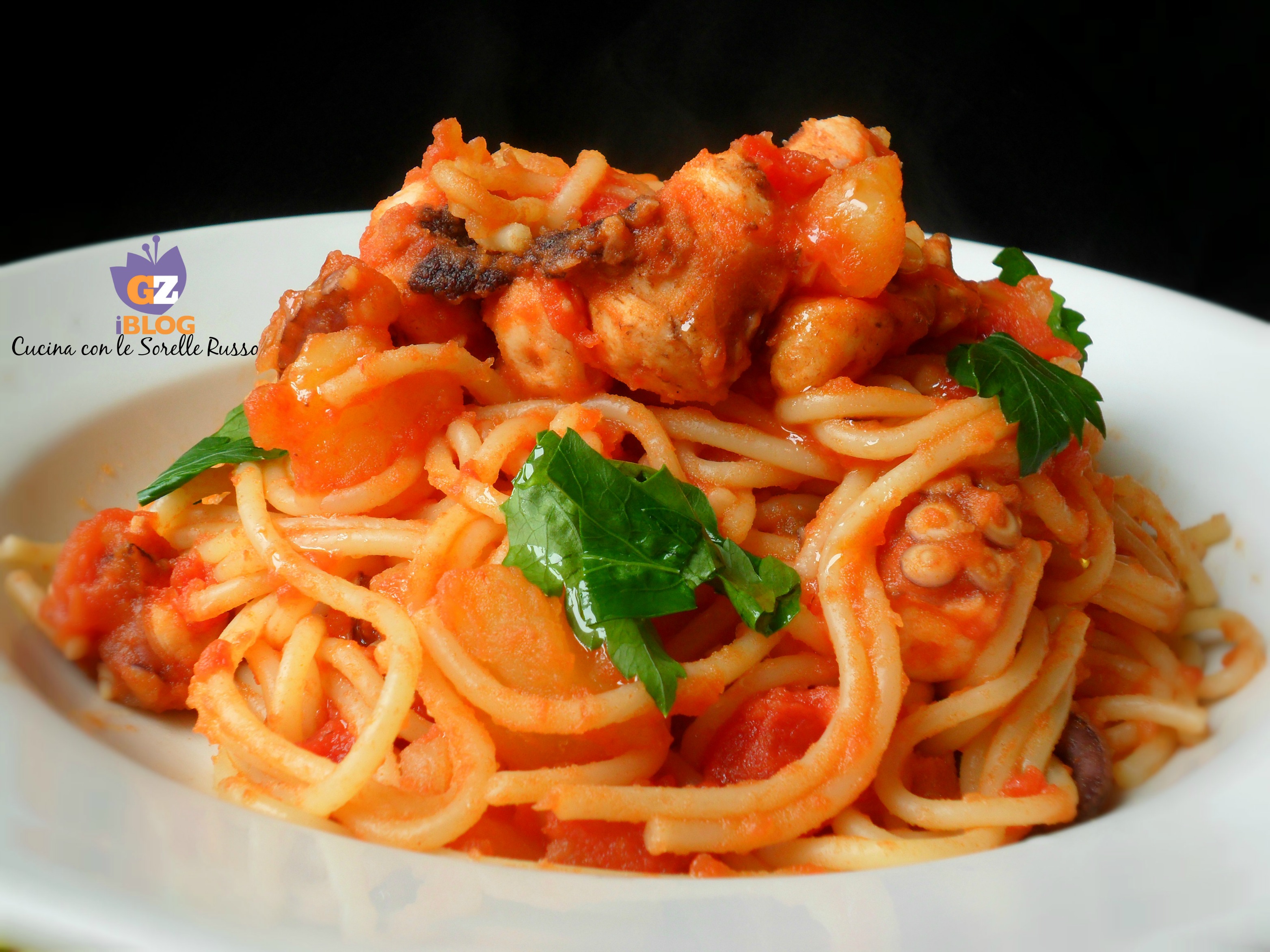 Spaghetti rossi con polipo e patate