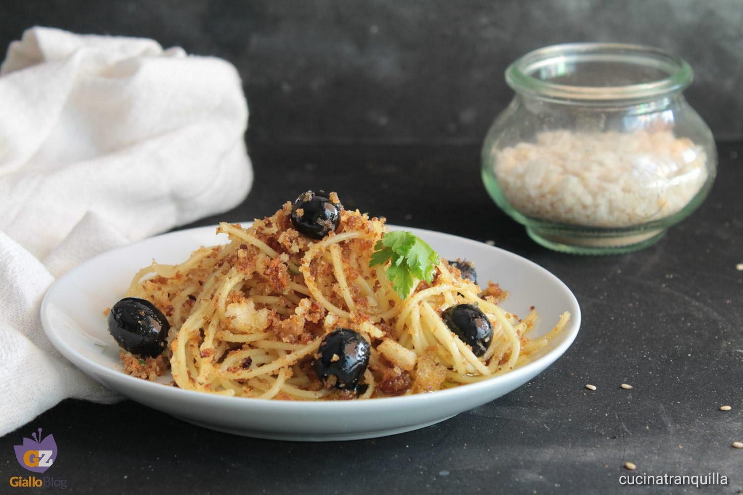 Spaghettini con mollica di pane